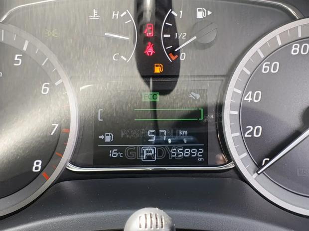 Nissan Sylphy 2019 Silver