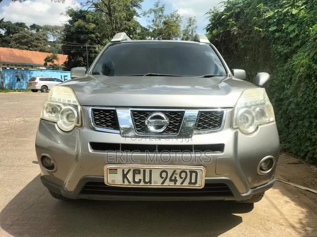 Nissan X-Trail 2012 Gray