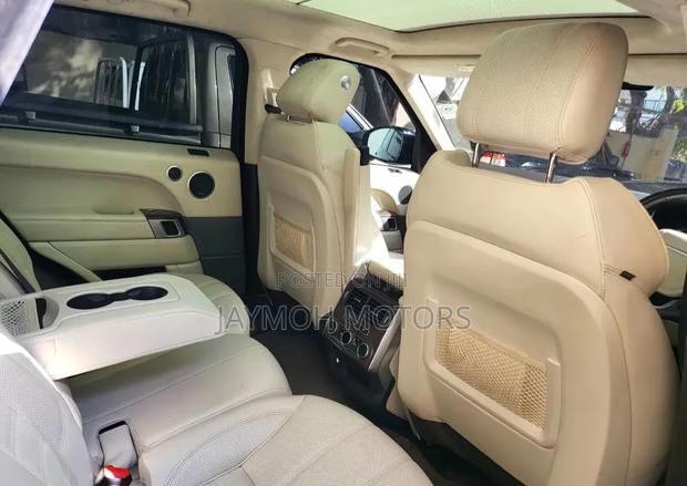 Land Rover Discovery Sport 2016 Green