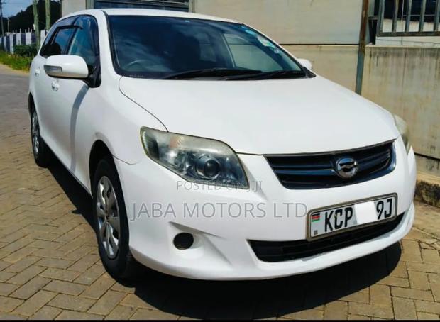 Toyota Corolla Fielder 2011 White