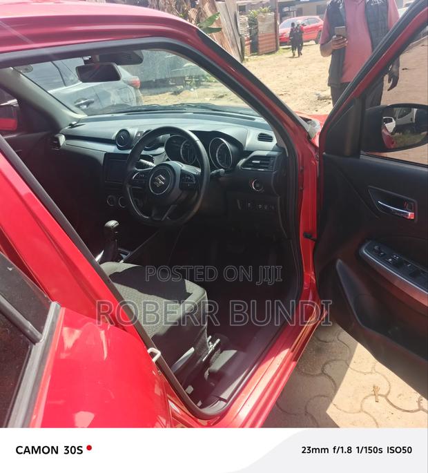 Suzuki Swift 2019 Red