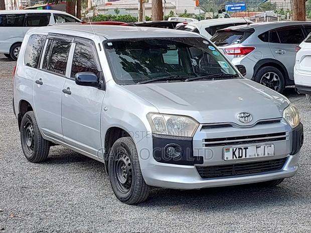 Toyota Probox 2018 Silver