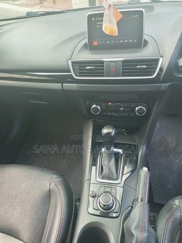Mazda 3 2016 Gray