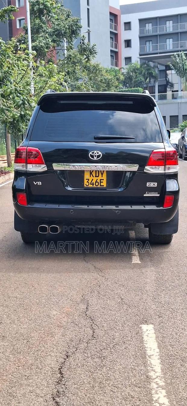 Toyota Land Cruiser Prado 2014 Black