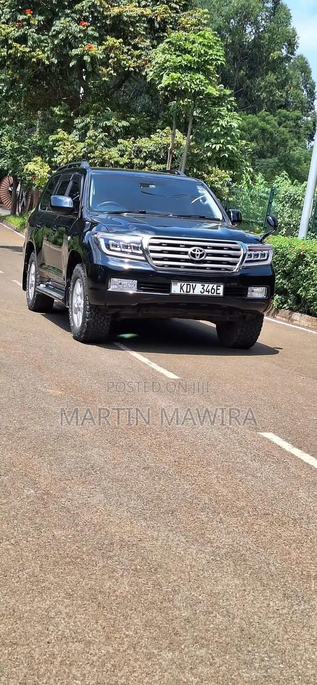 Toyota Land Cruiser Prado 2014 Black