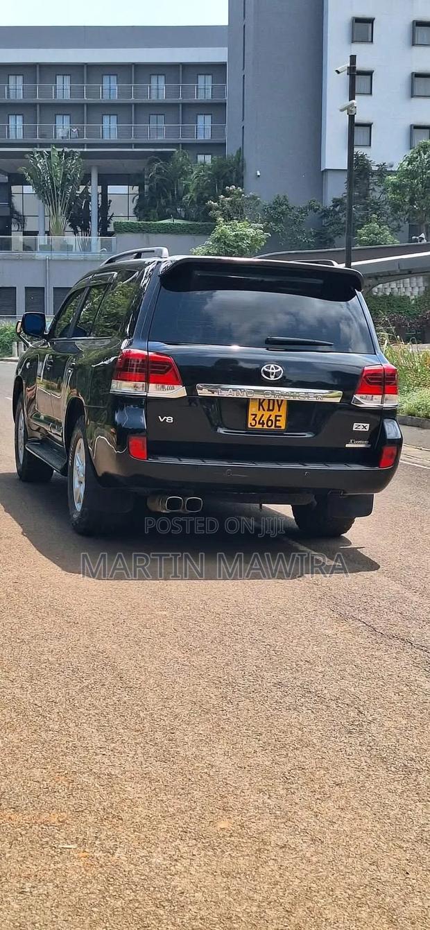 Toyota Land Cruiser Prado 2014 Black