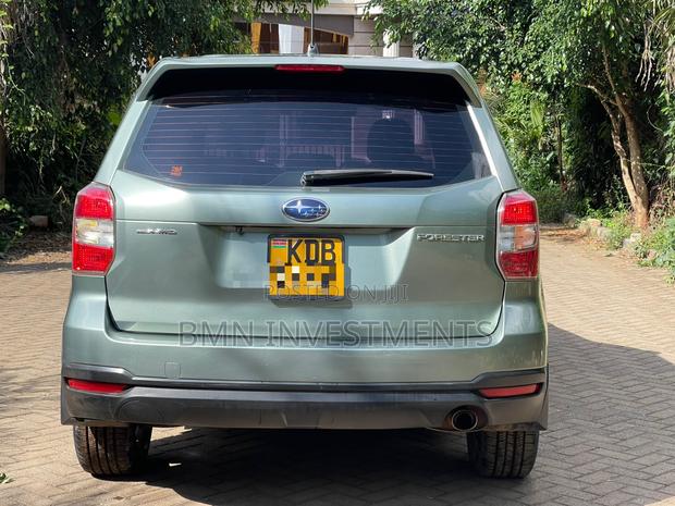Subaru Forester 2.0XT Premium 4dr SUV AWD (2.0L 4cyl Turbo CVT) 2014 Gray