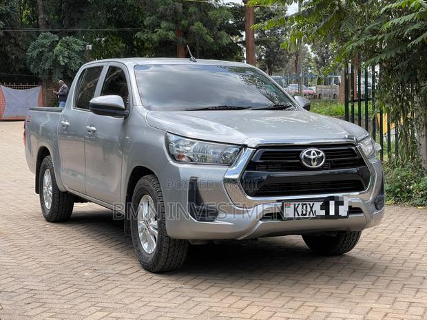 Toyota Hilux 2.5 Diesel 2020 Silver