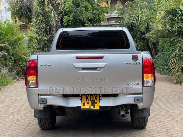 Toyota Hilux 2.5 Diesel 2020 Silver