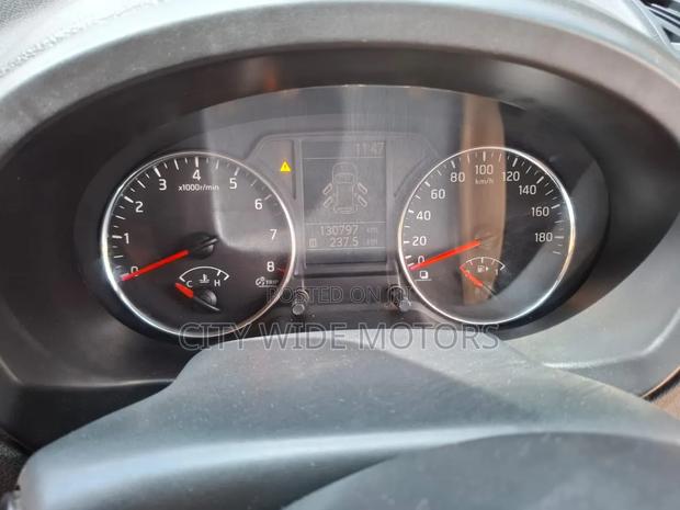 Nissan X-Trail 2012 Gray