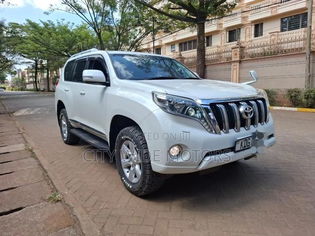 Toyota Land Cruiser Prado 2.8 D-4D 2015 White
