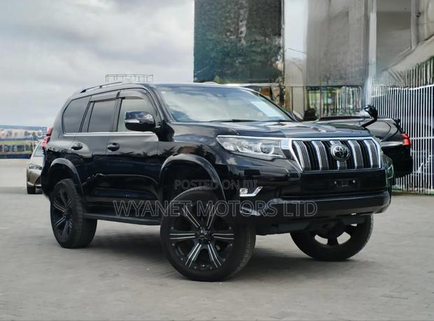Toyota Land Cruiser Prado 2.8 2019 Black