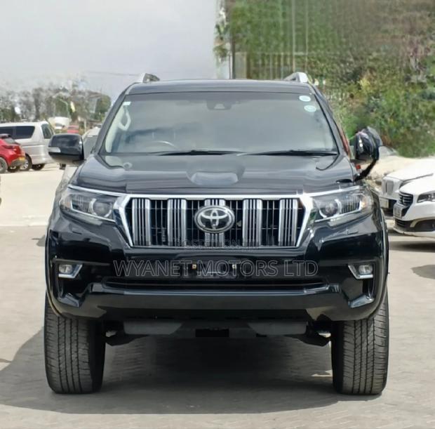 Toyota Land Cruiser Prado 2.8 2019 Black