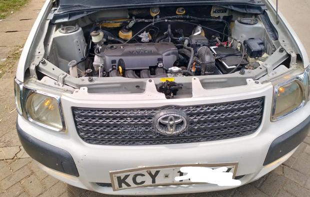 Toyota Succeed 2012 White