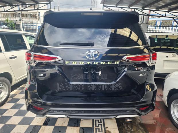 Toyota Fortuner 2.8 D AWD 2019 Black