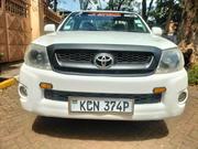 Toyota Hilux 2011 Pearl for sale