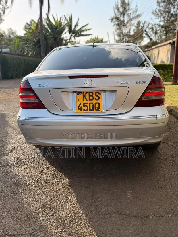 Mercedes-Benz C200 2005 Silver