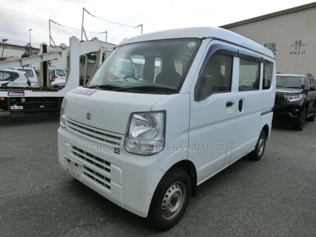 Suzuki Every Wagon 2019 White
