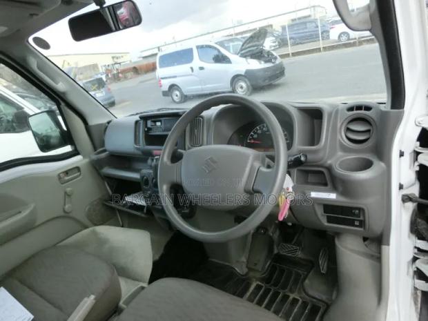 Suzuki Every Wagon 2019 White