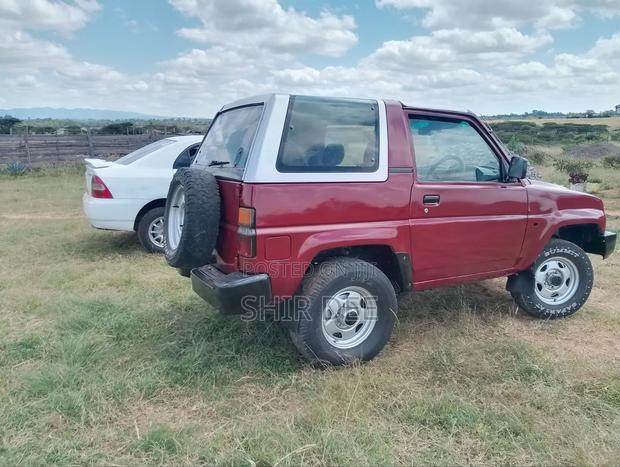 Daihatsu Rocky 1998 Red