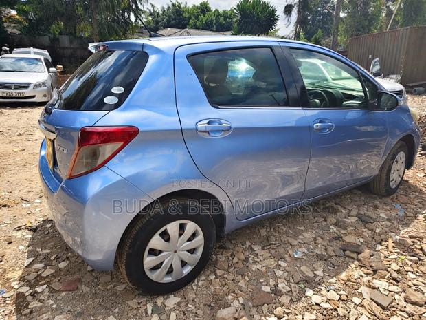 Toyota Vitz 2012 Blue