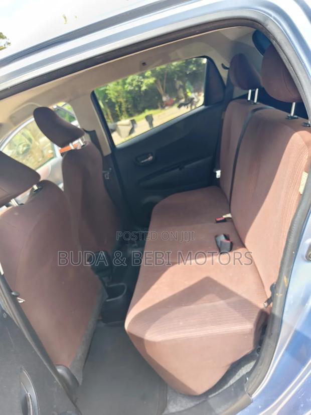Toyota Vitz 2012 Blue