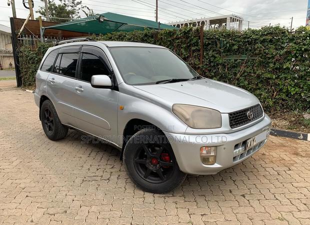 Toyota RAV4 Automatic 2000 Silver