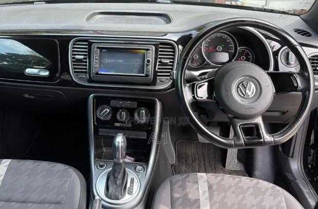 Volkswagen Beetle 2019 White