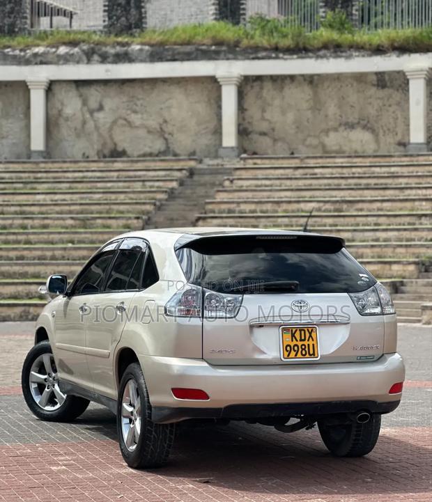 Toyota Harrier 2008 Gold