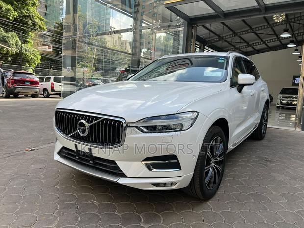 Volvo XC60 2019 White