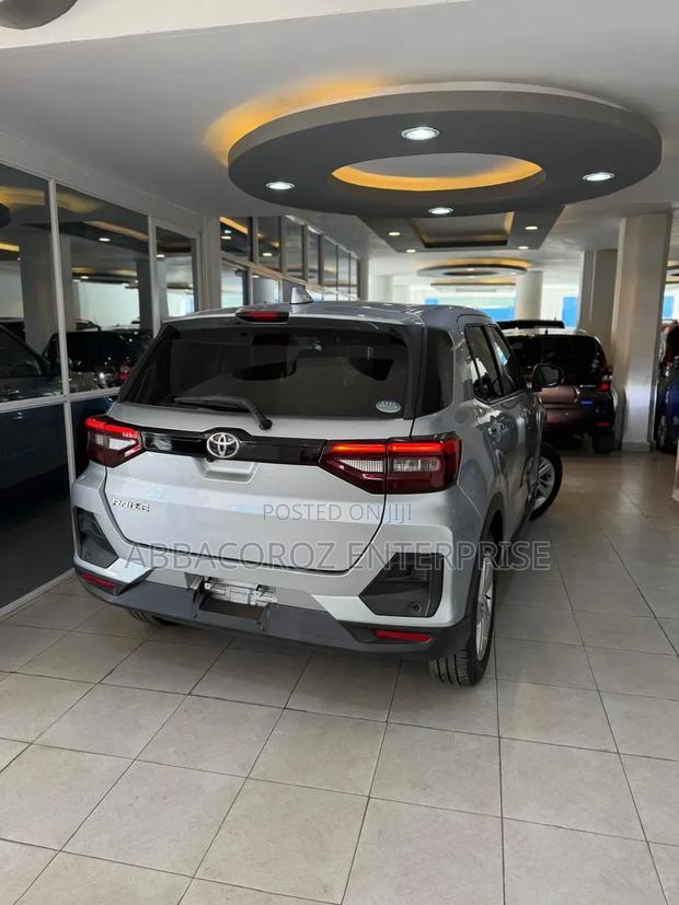 Toyota Raize 2019 Silver