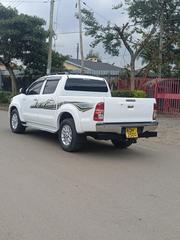 Toyota Hilux 2016 White for sale
