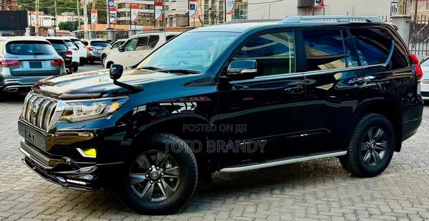 Toyota Land Cruiser Prado 2.8 2020 Black
