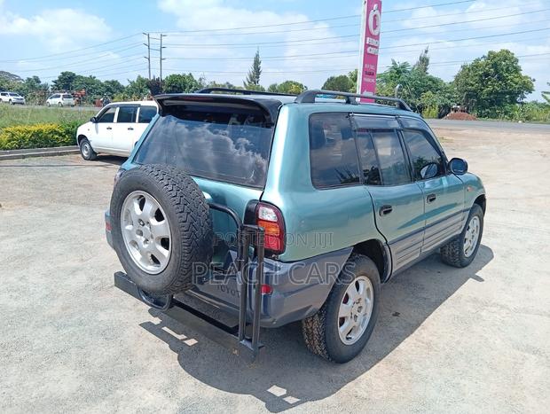 Toyota RAV4 1997 Green