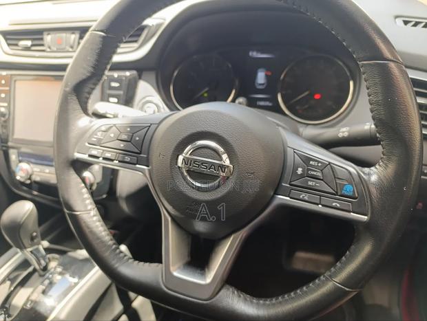 Nissan X-Trail 2019 Red