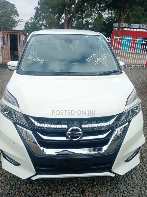 Nissan Serena 2019 White