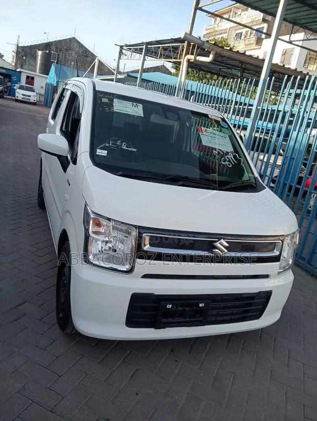 Suzuki Wagon R 2019 White