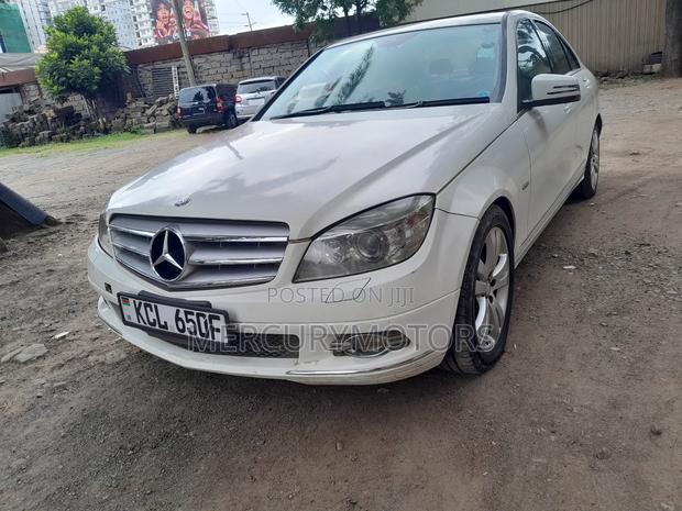 Mercedes-Benz C200 2010 White
