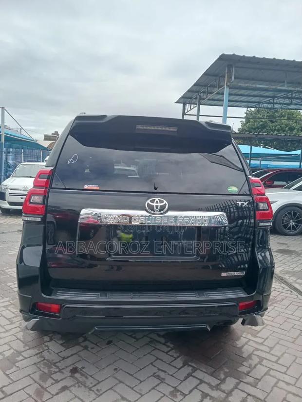 Toyota Land Cruiser Prado 2020 Black