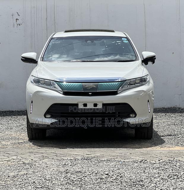 Toyota Harrier 2.0 2019 Off white