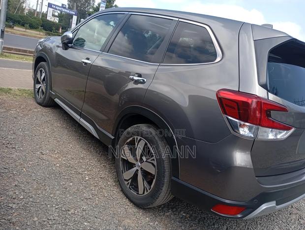 Subaru Forester 2019 Gold