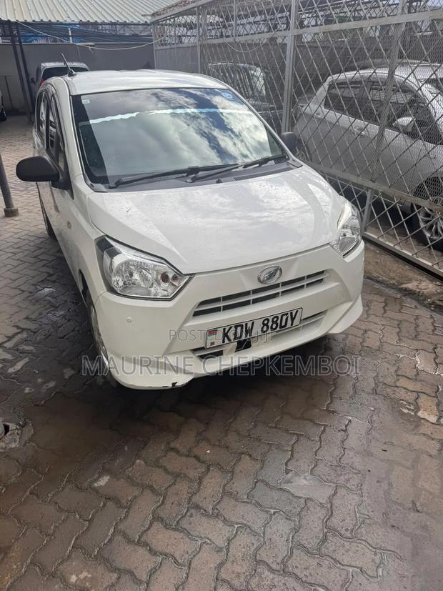 Daihatsu Mira 2018 White