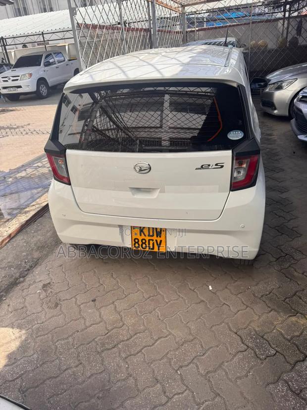 Daihatsu Mira 2018 White