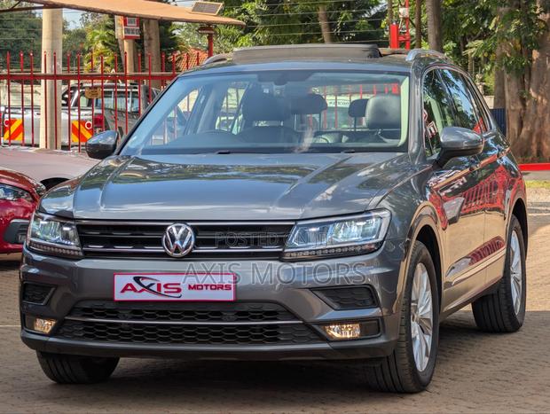 Volkswagen Tiguan 2018 Gray