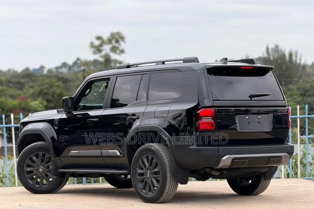 New Toyota Land Cruiser Prado 2024 Black