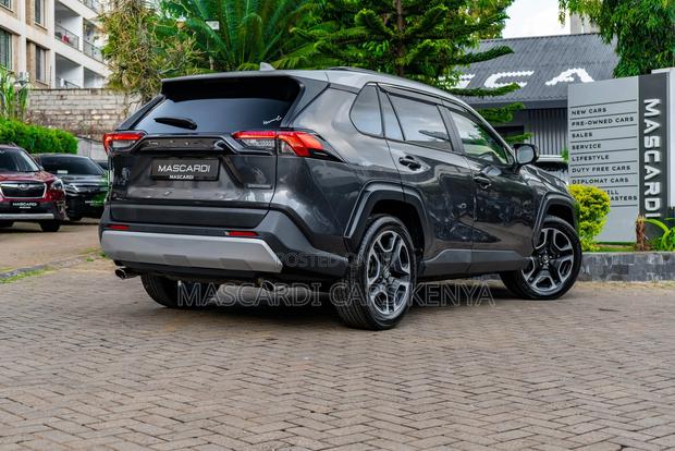 Toyota RAV4 2019 Gray