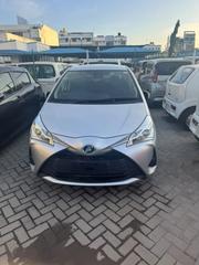 Toyota Vitz 2019 Silver for sale
