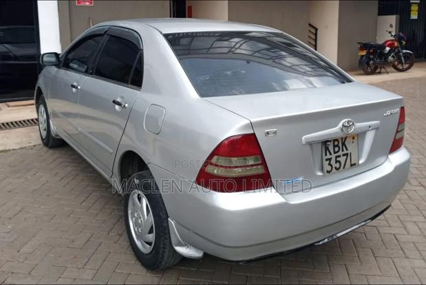 Toyota Corolla 2004 Silver