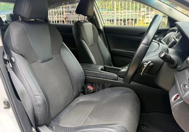 Honda Insight 2019 White