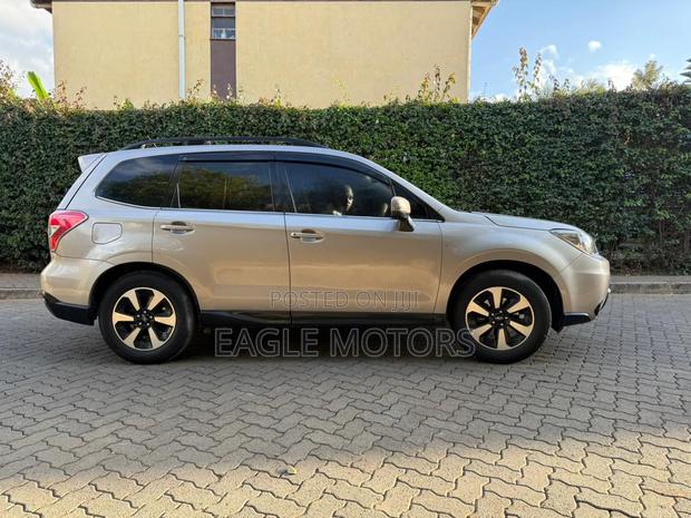 Subaru Forester 2016 Gold